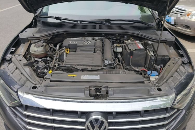 Used Volkswagen Sagitar 2020 280TSI DSG Comfort Version China VI Standard Engine Bay