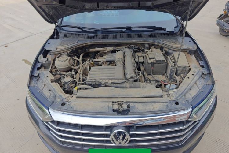 Used Volkswagen Sagitar 2020 280TSI DSG Comfort Version China VI Standard Engine Bay