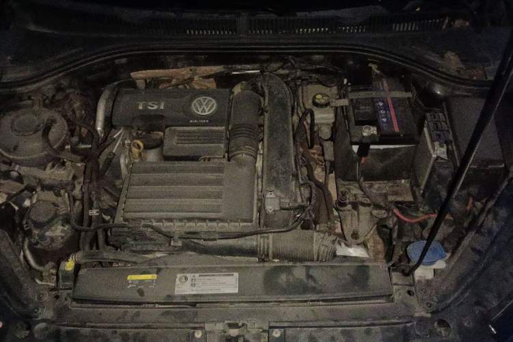 Used Volkswagen Sagitar 2020 280TSI DSG Comfort Version China VI Standard Engine Bay