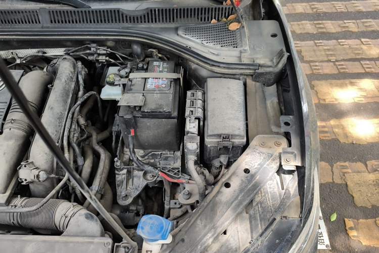 Used Volkswagen Sagitar 2020 200TSI DSG Comfort Version China VI Standard Engine Bay Left