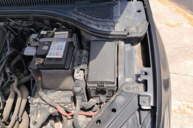 Used Volkswagen Sagitar 2020 280TSI DSG Comfort Version China VI Standard Engine Bay Left
