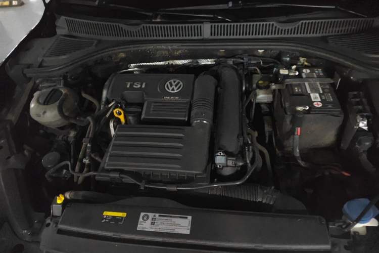 Used Volkswagen Sagitar 2020 280TSI DSG Comfort Version China VI Standard Engine Bay