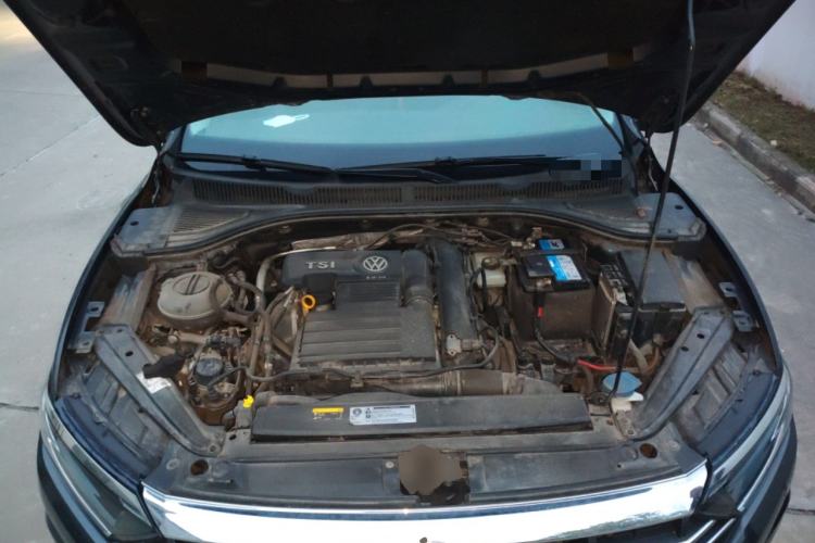 Used Volkswagen Sagitar 2020 200TSI DSG Comfort Version China VI Standard Engine Bay