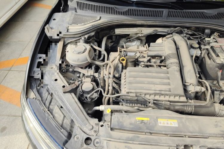 Used Volkswagen Sagitar 2020 280TSI DSG Comfort Version China VI Standard Engine Bay Right