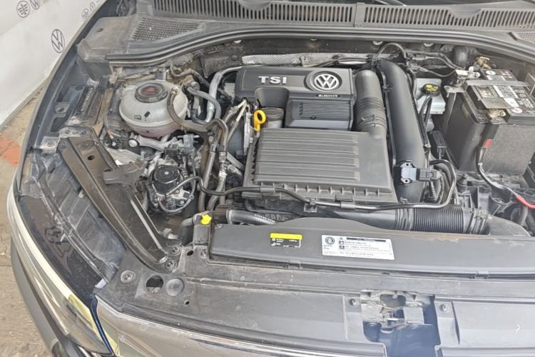 Used Volkswagen Sagitar 2020 200TSI DSG Comfort Version China VI Standard Engine Bay Right