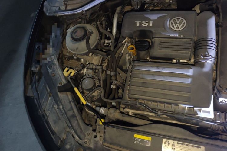 Used Volkswagen Sagitar 2020 200TSI DSG Comfort Version China VI Standard Engine Bay Right