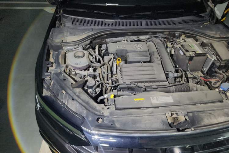 Used Volkswagen Sagitar 2020 200TSI DSG Comfort Version China VI Standard Engine Bay Right