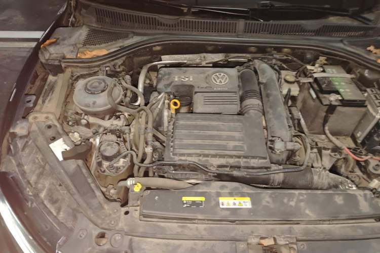 Used Volkswagen Sagitar 2020 280TSI DSG Comfort Version China VI Standard Engine Bay Right