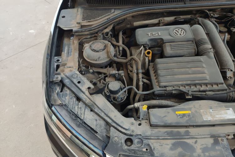 Used Volkswagen Sagitar 2020 280TSI DSG Comfort Version China VI Standard Engine Bay Right