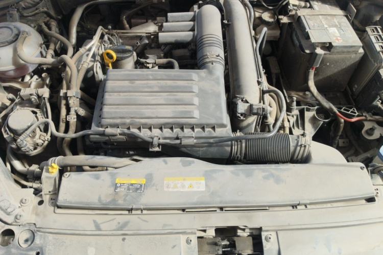 Used Volkswagen Sagitar 2020 280TSI DSG Comfort Version China VI Standard Engine Bay
