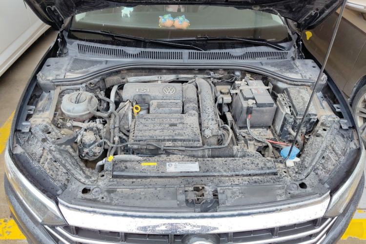 Used Volkswagen Sagitar 2020 280TSI DSG Comfort Version China V Standard Engine Bay