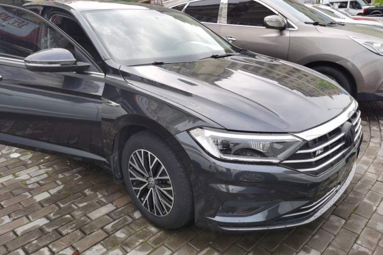 Used Volkswagen Sagitar 2020 280TSI DSG Comfort Version China VI Standard Front Right 45 Deg