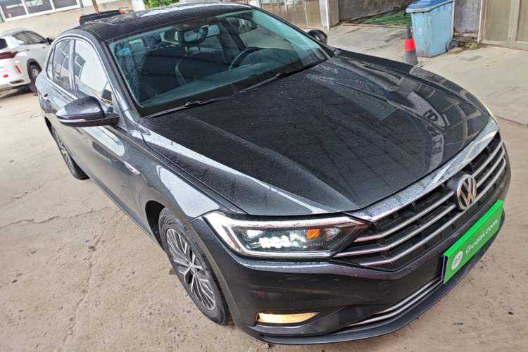 Used Volkswagen Sagitar 2020 280TSI DSG Comfort Version China VI Standard Front Right 45 Deg