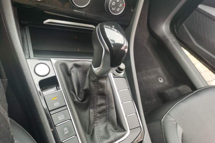 Used Volkswagen Sagitar 2020 280TSI DSG Comfort Version China VI Standard Gear Lever