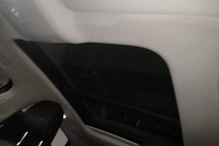 Used Volkswagen Sagitar 2020 200TSI DSG Comfort Version China VI Standard Headliner