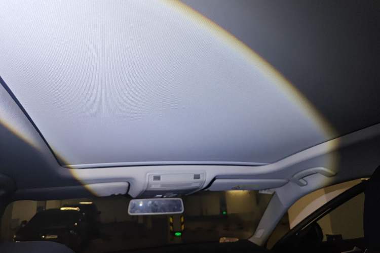 Used Volkswagen Sagitar 2020 200TSI DSG Comfort Version China VI Standard Headliner