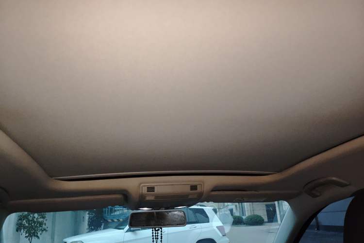 Used Volkswagen Sagitar 2020 200TSI DSG Comfort Version China VI Standard Headliner