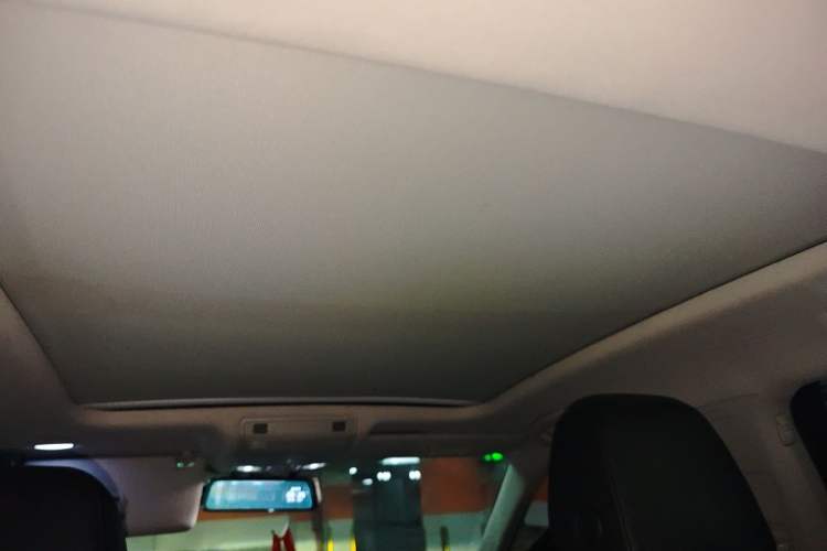 Used Volkswagen Sagitar 2020 280TSI DSG Comfort Version China VI Standard Headliner