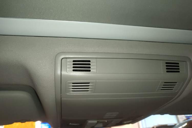 Used Volkswagen Sagitar 2020 280TSI DSG Comfort Version China VI Standard Headliner