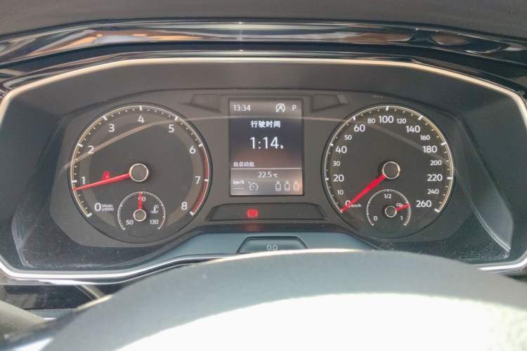 Used Volkswagen Sagitar 2020 280TSI DSG Comfort Version China VI Standard Instrument Cluster