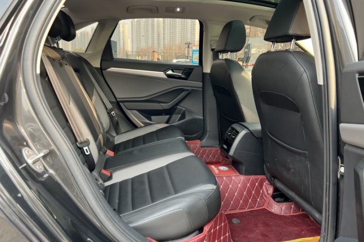 Used Volkswagen Sagitar 2020 280TSI DSG Comfort Version China VI Standard Interior 10