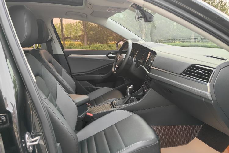 Used Volkswagen Sagitar 2020 280TSI DSG Comfort Version China VI Standard Interior 14