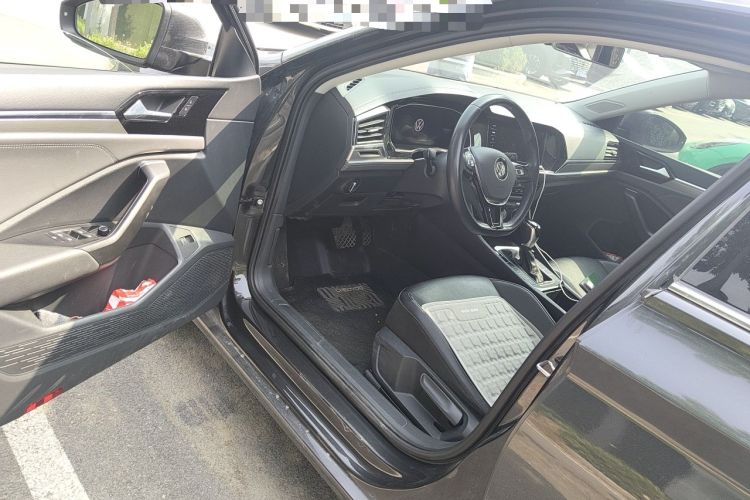 Used Volkswagen Sagitar 2020 280TSI DSG Comfort Version China VI Standard Interior 3