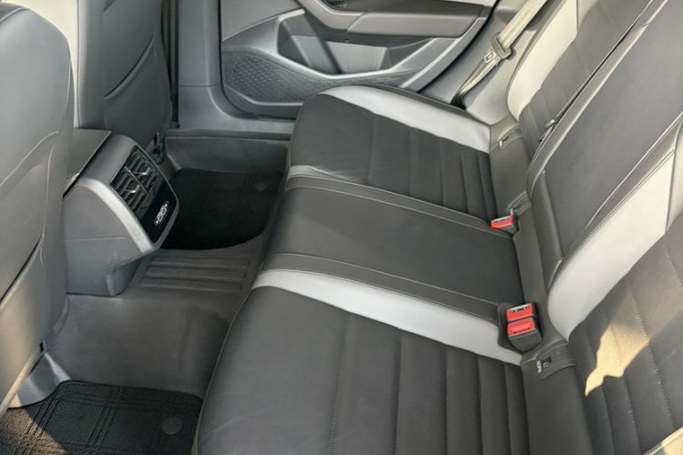 Used Volkswagen Sagitar 2020 280TSI DSG Comfort Version China VI Standard Interior 3