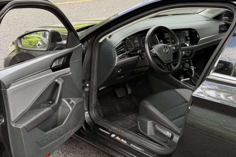Used Volkswagen Sagitar 2020 280TSI DSG Comfort Version China VI Standard Interior 4