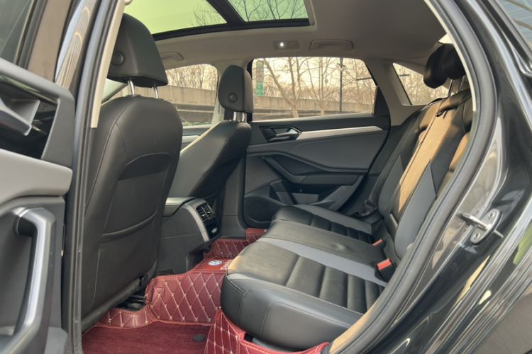 Used Volkswagen Sagitar 2020 280TSI DSG Comfort Version China VI Standard Interior 6