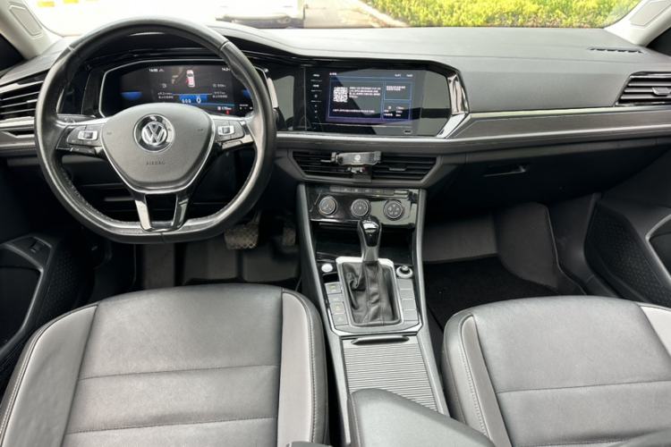 Used Volkswagen Sagitar 2020 280TSI DSG Comfort Version China VI Standard Interior 8