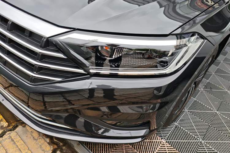 Used Volkswagen Sagitar 2020 280TSI DSG Luxury Version China VI Standard Left Front Headlight