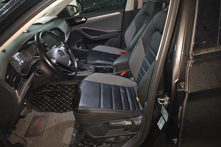 Used Volkswagen Sagitar 2020 200TSI DSG Comfort Version China VI Standard Left Front Seat
