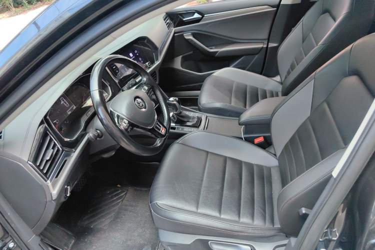 Used Volkswagen Sagitar 2020 200TSI DSG Comfort Version China VI Standard Left Front Seat