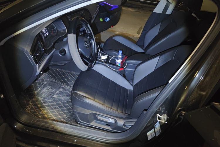 Used Volkswagen Sagitar 2020 200TSI DSG Comfort Version China VI Standard Left Front Seat
