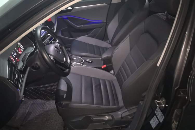 Used Volkswagen Sagitar 2020 280TSI DSG Comfort Version China VI Standard Left Front Seat