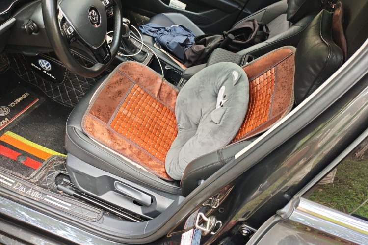 Used Volkswagen Sagitar 2020 200TSI DSG Comfort Version China VI Standard Left Front Seat
