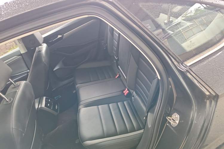 Used Volkswagen Sagitar 2020 280TSI DSG Comfort Version China VI Standard Left Rear Seat