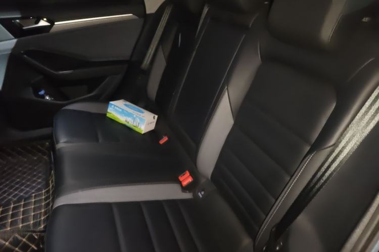 Used Volkswagen Sagitar 2020 280TSI DSG Comfort Version China VI Standard Left Rear Seat