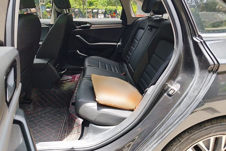 Used Volkswagen Sagitar 2020 280TSI DSG Comfort Version China VI Standard Left Rear Seat