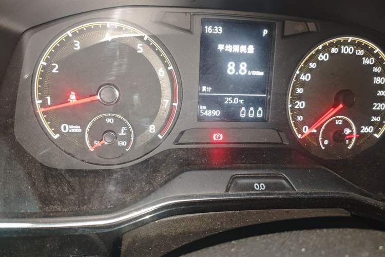 Used Volkswagen Sagitar 2020 200TSI DSG Comfort Version China VI Standard Odometer Close Up