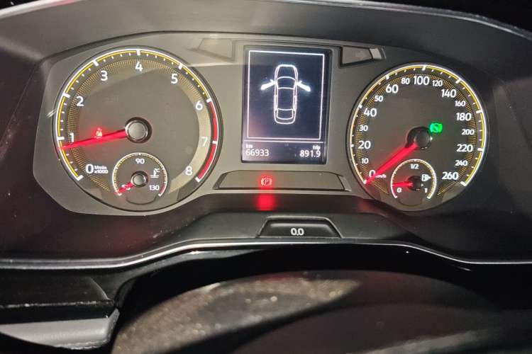 Used Volkswagen Sagitar 2020 280TSI DSG Comfort Version China VI Standard Odometer Close Up