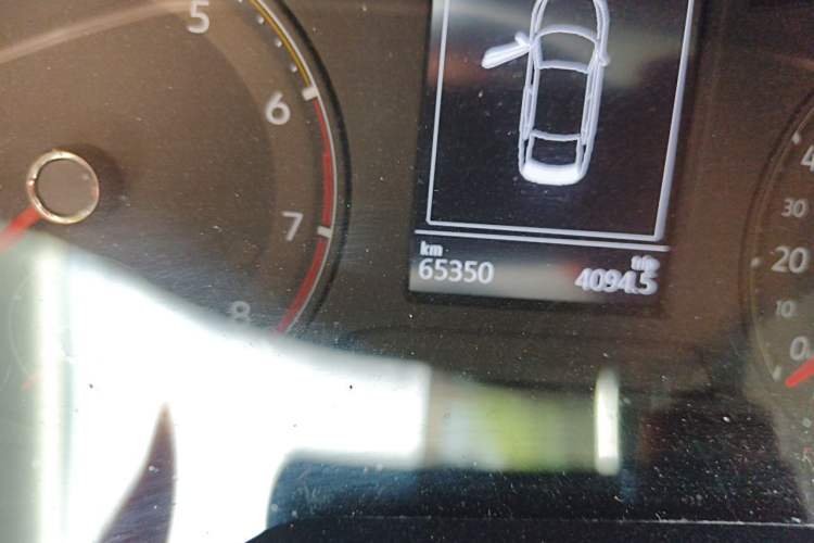 Used Volkswagen Sagitar 2020 280TSI DSG Comfort Version China VI Standard Odometer Close Up