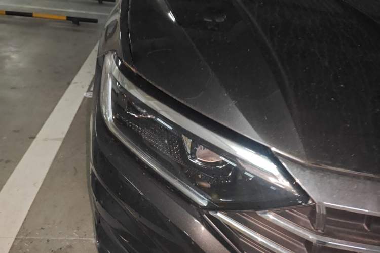 Used Volkswagen Sagitar 2020 200TSI DSG Comfort Version China VI Standard Right Front Headlight