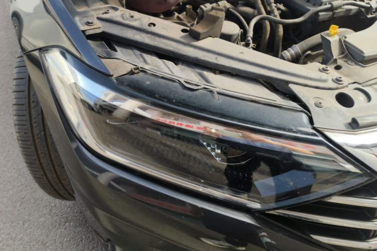 Used Volkswagen Sagitar 2020 280TSI DSG Comfort Version China VI Standard Right Front Headlight