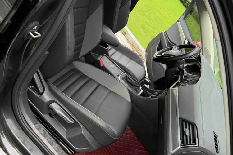 Used Volkswagen Sagitar 2020 280TSI DSG Comfort Version China VI Standard Right Front Seat