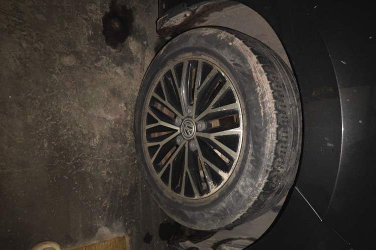 Used Volkswagen Sagitar 2020 200TSI DSG Comfort Version China VI Standard Right Front Wheel Hub