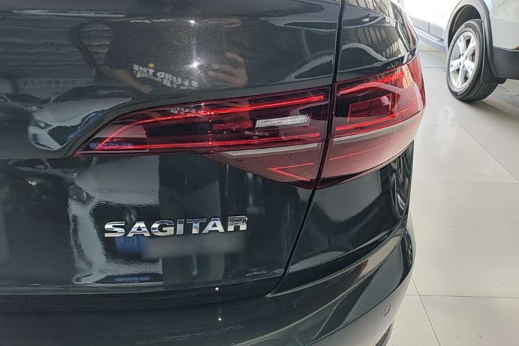 Used Volkswagen Sagitar 2020 200TSI DSG Comfort Version China VI Standard Right Rear Taillight