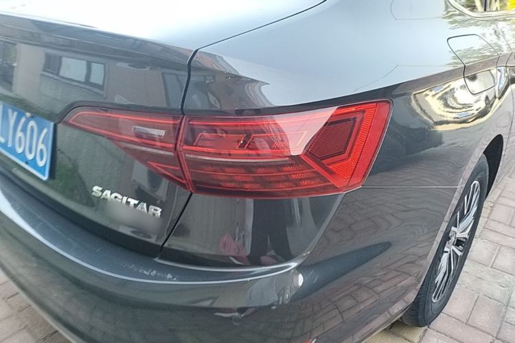Used Volkswagen Sagitar 2020 280TSI DSG Comfort Version China VI Standard Right Rear Taillight