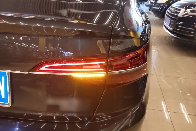 Used Volkswagen Sagitar 2020 280TSI DSG Comfort Version China VI Standard Right Rear Taillight